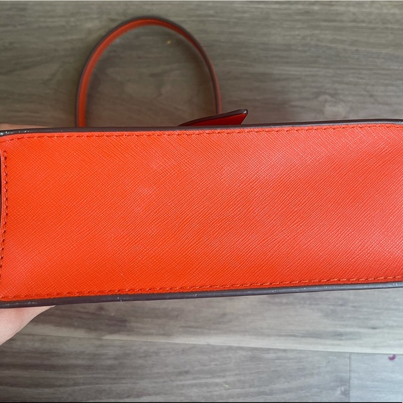 Michael Kors Bag. It’s collection of last year. Orange color. - Picture 7 of 7